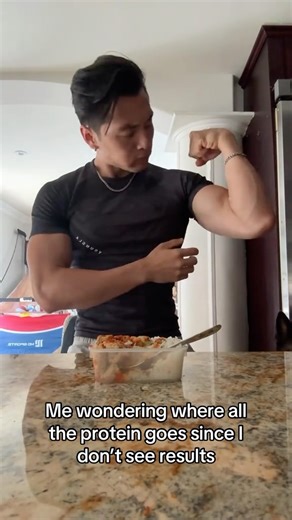 Lepeng Gao on Instagram: "Bulking is difficult man - YoungLA Superman Compression Tees dropping tomorrow 12pm. Code: “LARRY” 🦸🏻‍♂️ - Download my free ebooks https://shonensupplements.com/collections/free-ebooks"