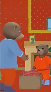 🤩 Toute la famille sur le sapin 🤩 #shorts #PetitOursBrun #dessinanime