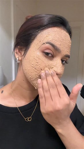 𝖘𝖗𝖊𝖊𝖑𝖊𝖐𝖘𝖍𝖒𝖎.𝖘 on Instagram: "Brides and hostellers dont miss this 🥰"