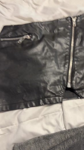 The skirt ripped after I wore it so now it’s grunge 😀 #smileyfacegang #paintedleather #smileyskirt #leatherskirt