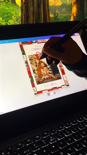 Create your own Christmas patchwork card, add your photo and name super easy in Canva #christmascard #familycard #holidaycard #patchwork #christmasgift | Anotherdeystore