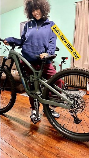 Trek Fuel EX 8 Gen 6 AXS | Small