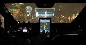ついにフロントガラスにナビ情報！ジェスチャーで操作可能 米セレンス、AI自動運転化で重宝される技術