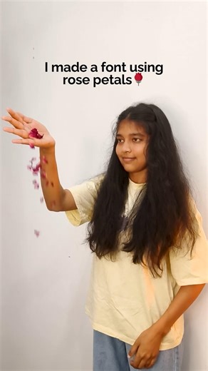 I made a font using rose petals🌹