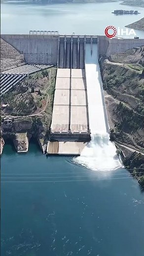 At the Keban Dam, all the gates were opened for the first time in 7 years.