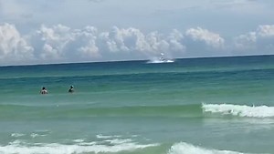 UPDATE: Plane carrying GEICO banner crashes into Gulf off Okaloosa Island; pilot OK