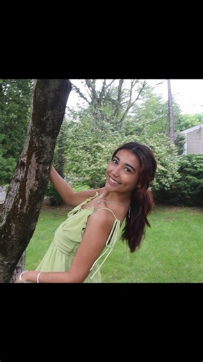 laurenッ on Instagram: "bethany mota was obviously the inspiration 😏 I MISS THESE DAYS THO #viral #trending #youtube #youtuber #bethanymota #2015throwback #2015"