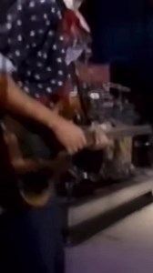 2.2M views · 71K reactions | Primus • Master of Puppets • Woodstock • 1994 | Bass Players United | Facebook