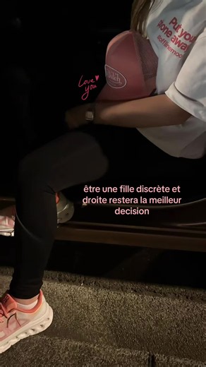 Être une fille discrète et droite : pourquoi c’est la meilleure décision
