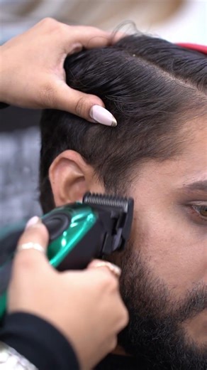 Presenting the VL-786 professional hair clipper.