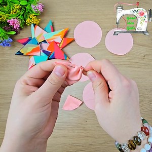 13K views · 54 reactions | how to make fabric Christmas star, yo-yo star, #crafts, amazing idea #tutorial #diyproject | Good idea girls | Facebook