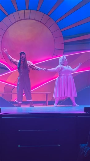 Themis Karamouratidis on Instagram: "«Μέριλιν» ✨ 🐶 🐷 κάθε Κυριακή στο Δημοτικό Θέατρο Πειραιά 🎭 Σκηνοθεσία: Τάσος Πυργιέρης Βασισμένο στο βιβλίο της Τασούλας Επτακοίλη Θεατρικό κείμενο/στίχοι τραγουδιών : Σοφιάννα Θεοφάνους Φωνητική Διδασκαλία: Χρήστος Θεοδώρου Ενορχηστρώσεις-music production: Θεμης Καραμουρατιδης-Λεωνιδας Πετρόπουλος Παίζουν (αλφαβητικά): Πάνος Αποστολόπουλος, , Μαλβίνα Βεργιόγλου, Έλενα Γεώργα, Γιάννης Γκρέζιος, Χριστιάνα Κατσιμπράκη, Κατερίνα Μπαξεβανάκη, Νίκος Παλιούρας, 