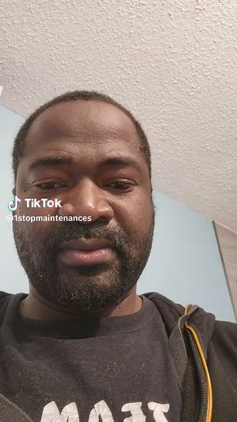 replacing old single pole and putting timer swich #1stopmaintenance #maintenance #yyc #calgary #Alberta #trades #mrprogress