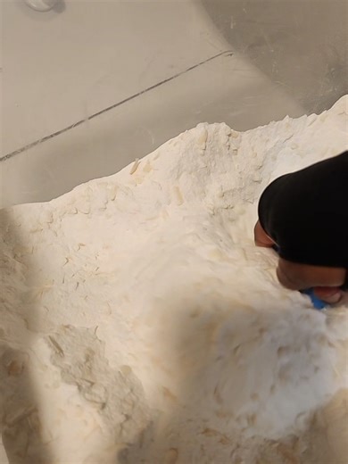 Switched to making my own washing powder and I’ll never go back. No harsh chemicals, pH-friendly, and it actually works. Comment RECIPE if you want it 🤍🧼