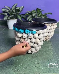 Old Flower tab get New Life _ Egg Tray Craft #idea #hacks #crafts