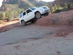 Jeep Patriot Extreme Rock Crawling