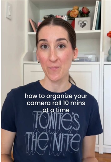 You don't need to organize your camera roll all at once. You just need to reset over time! ⏲️ Set a timer for 10-15 minutes 🏆 Pick one small goal (a week, a month, a trip) 🛑 Stop when it goes off, or keep going if you're in the groove I put this whole process more into a free guide, the Simple Photo Reset to help you organize your photos one small step at a time. Link in my bio! #photoorganization #organizinginspiration #photoorganizer