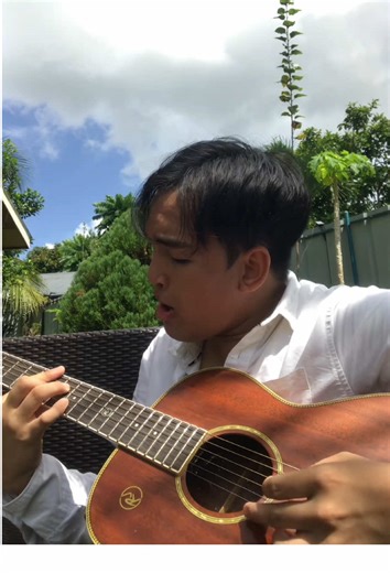 “Valentine”💕~ @laufey cover #fyp #fyppppppppppppppppppppppp #foryou #laufey #valentinelaufey #valentine #love #coversong #song #guitar #jazz #tiktok #tiktokph #tiktokmusikat