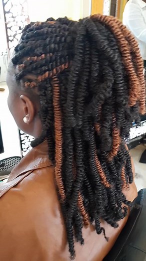 Darling Spring Twist Tutorial: Hair Dreams Come to Life!