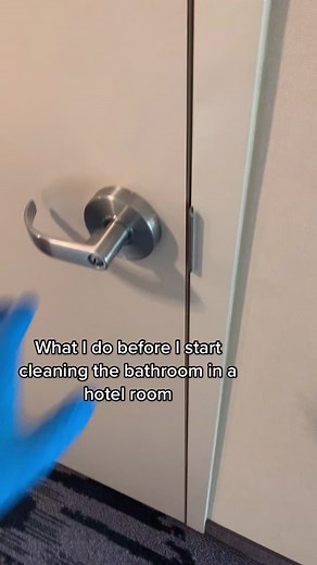 Hotel Housekeeping Tips: Bathroom Cleaning Process
