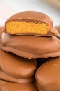 Homemade Peanut Butter Eggs