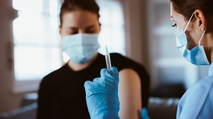 Wegen Delta-Mutation: 3. Biontech/Pfizer-Dosis früher als gedacht nötig