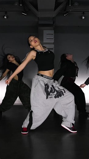 Girls Hip Hop Dance Class for All Levels