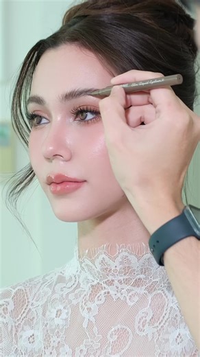 Easy Eyebrow Drawing Tutorial for Perfect Brows