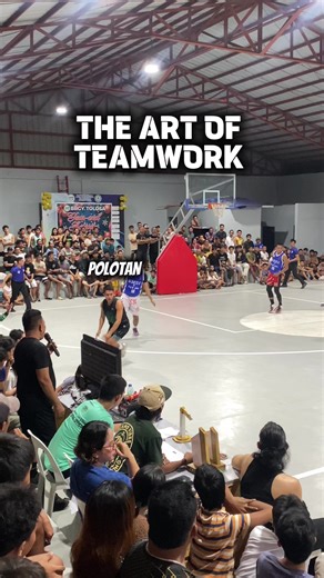 Mastering Teamwork in Basketball Highlights