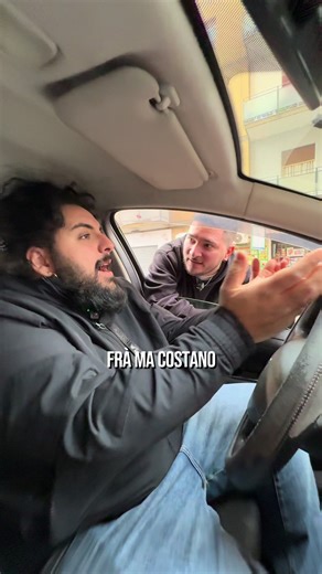 “Pioggia o sole, vedi sempre chiaro. Ti aspettiamo in Via Oreto 312 🚗” #palermo