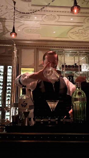 The World's Best Martini Cocktail at The Connaught Bar in London 🍸