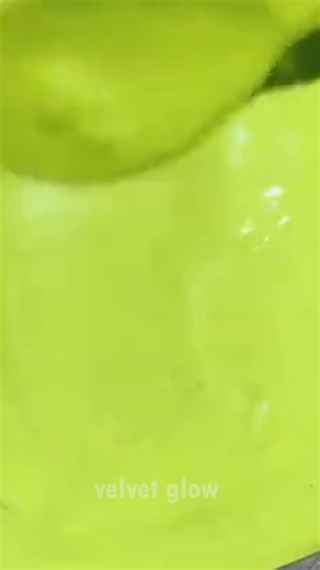 Glow Secrets!! on Instagram: "💖 DIY Hulk Mask for Silky, Radiant Skin at Home Body Mask 🌸"