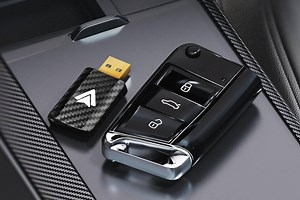 Android Auto sin cables en tu coche: este adaptador inalámbrico ha alcanzado su precio mínimo