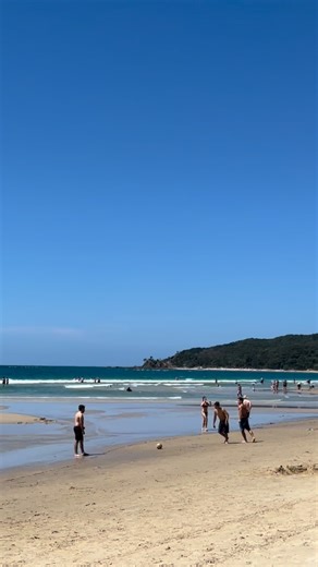 3K views · 529 reactions | Main Beach Byron Bay, come visit www.byronbay.com | Byron Bay | Facebook