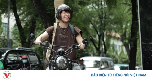 Trường Giang giao vai chính phim Tết "Nhà ba tôi một phòng" cho Anh Tú ATUS