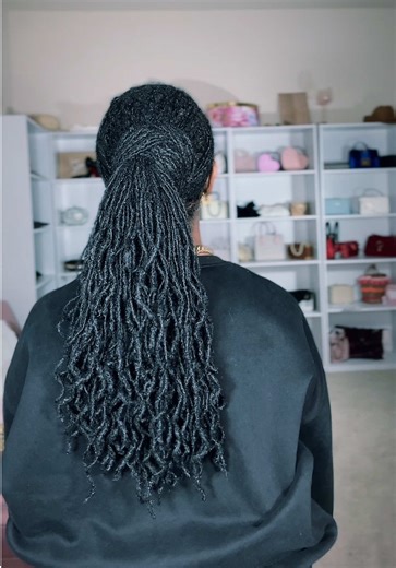 FAQ, Should you use oil on locs? Yes, but oil is not a moisturizer Water hydrates, oil seals I always apply oil after water to help my locs stay healthy and soft Using oil alone on dry hair can actually block moisture over time If you want to go deeper, I created an e book and a downloadable video showing my oil rinse routine and how I use oil properly You can find it by visiting my website through the link in my bio #loctips #loceducation #locsoftiktok