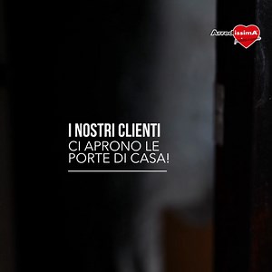Amiamo realizzare i sogni d'arredo dei nostri clienti 😍 La casa di Debora ne è un perfetto esempio: dal soggiorno alla cucina, dalla sala da pranzo alla cabina armadio, questo bellissimo 𝑡𝑜𝑡𝑎𝑙 𝑙𝑜𝑜𝑘 ArredissimA è stato realizzato dal nostro staff di Lodi 🥰 Richiedi anche tu un progetto personalizzato senza impegno ❤ https://www.arredissima.com/contatti/richiedi-progetto-personalizzato/ | ArredissimA