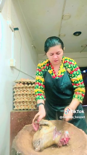 How to Pluck a Whole Chicken in the Kitchen