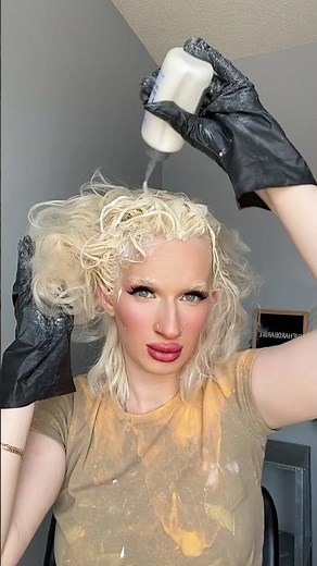 TRYING Loreal Paris Feria Hyper Platinum Blonde Box Dye #lorealferia #lorealparis #blonde #hair #fyp