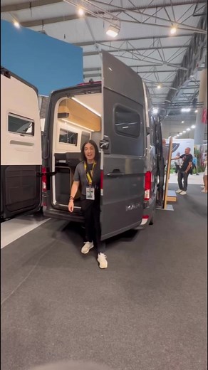 6.3K views · 87 reactions | Camper MAN de ADRIA ◼️Este Camper está diseñado para viajar y dormir 2 personas  Cama eléctrica para montar motos pequeñas o bicis, baño pivotante y unos acabados espectaculares #man #camperman #mantgecampervan #campervan #campergranvolumen #granvolumen #granvolumencamper #furgo #vw #furgocamper #furgoperfecto #camperadria #adriamobil | Caravaning K2 | Facebook