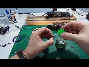 Fitting a Soundtraxx TSUNAMI 2200 to my Atlas GP40-2 in HO