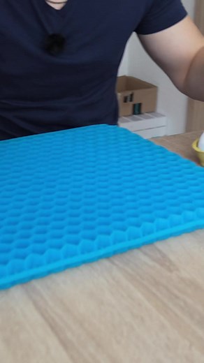 Sitzkissen Ei Test: Überlebt das Ei den Druck?