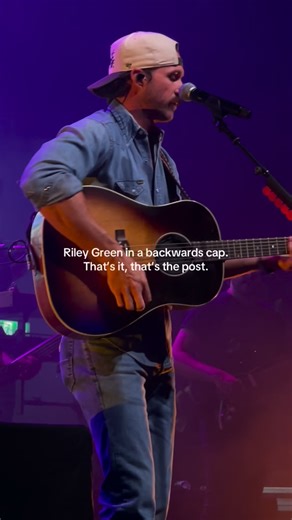 all things riley green on Instagram: "Jaw is on the floor - Video credit: redcharlottexoo (TT) #rileygreen"