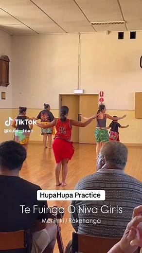 Cook Islands Dance Practice: Ura and Hupahupa
