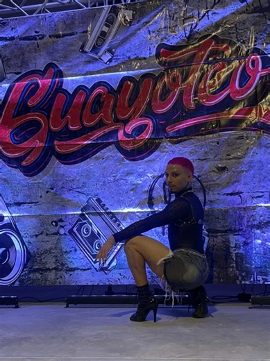 SANDUNGUEO 🏆 #heelsdance #reggaeton