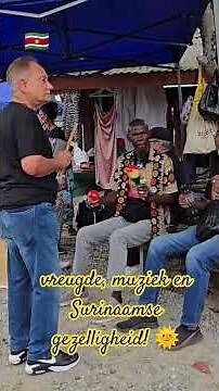 vreugde, muziek en Surinaamse gezelligheid op de javaanse markt! 🌞
