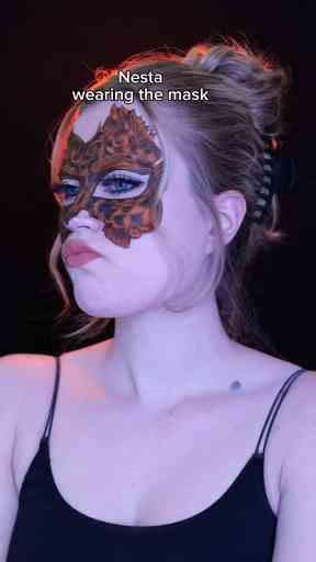 Navigating Social Dynamics: Understanding Responses Around You