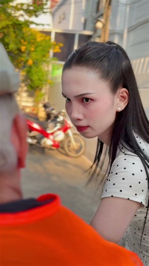 Take care while working [YANNA] #Yanna #Short #Confidence #Strongwoman #Motivation #fyp