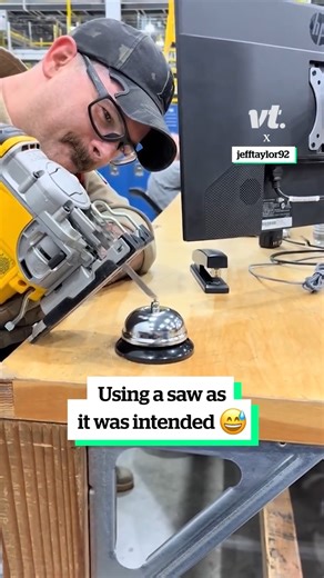 How do you even figure out that this works?! 😂 | VT