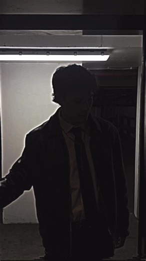 I’M NOT OKAY OUT NOW!! IT’S FINALLY YOURS 🖤 #reels #newmusic #artist #imnotokay #leonkroeber | Leon Kroeber